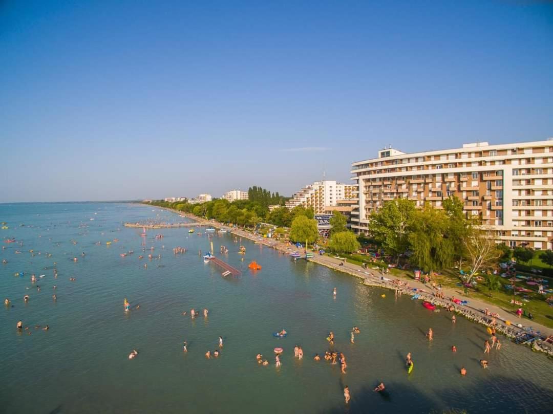Balaton Wellness Apartman Siofok Exterior photo