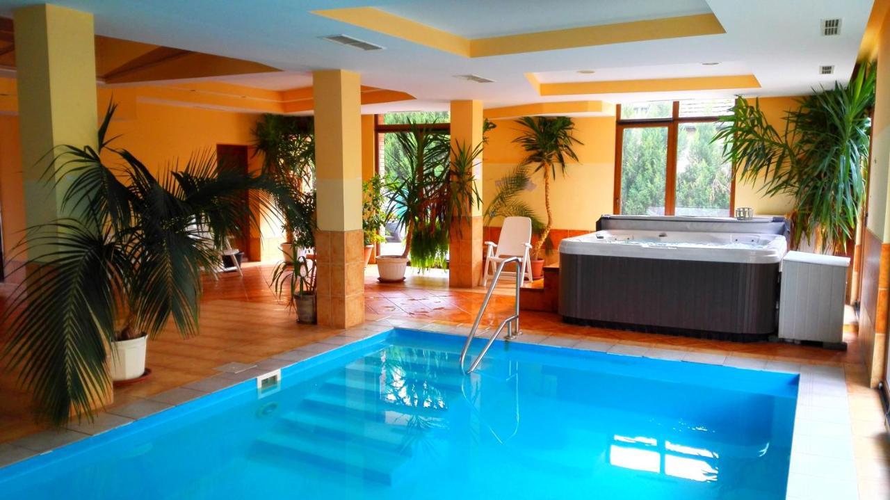 Balaton Wellness Apartman Siofok Exterior photo